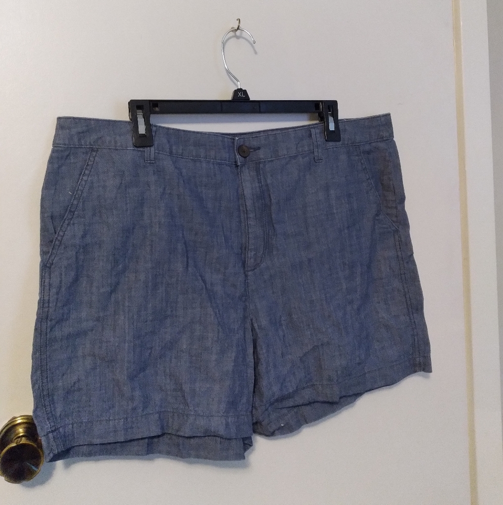 Size 18 Chino shorts